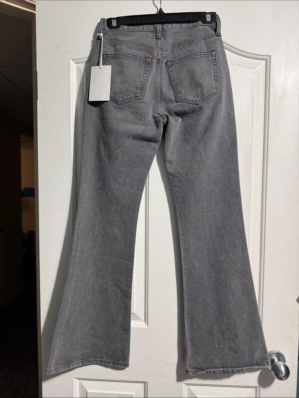 Ética Nina High Rise Flare Jeans Stormy Skies Gray Wash NWT Size 25 Sustainable - Picture 2 of 10